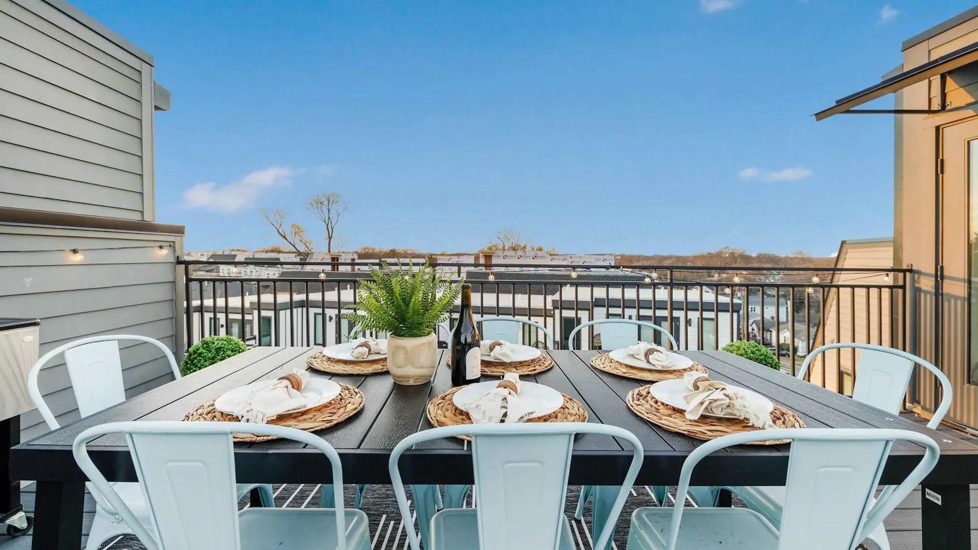 The Trillium & The Iris - 2 Homes 6 Bedrooms Nashville United States